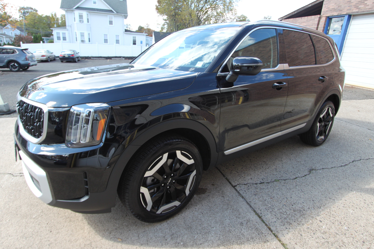 Kia Telluride EX AWD 2025