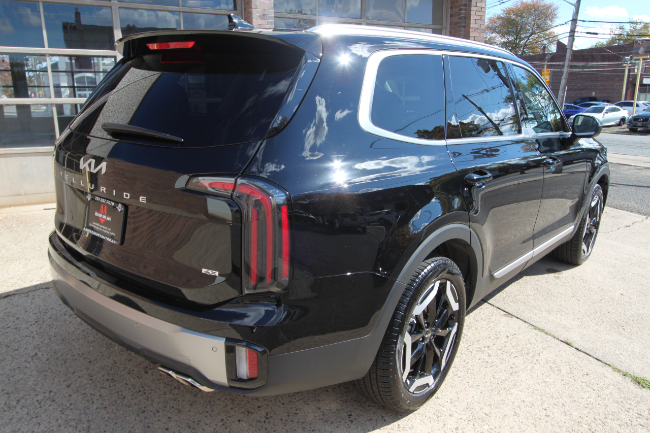 Kia Telluride EX AWD 2025