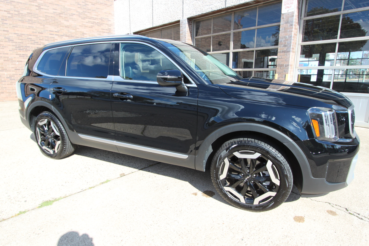 Kia Telluride EX AWD 2025