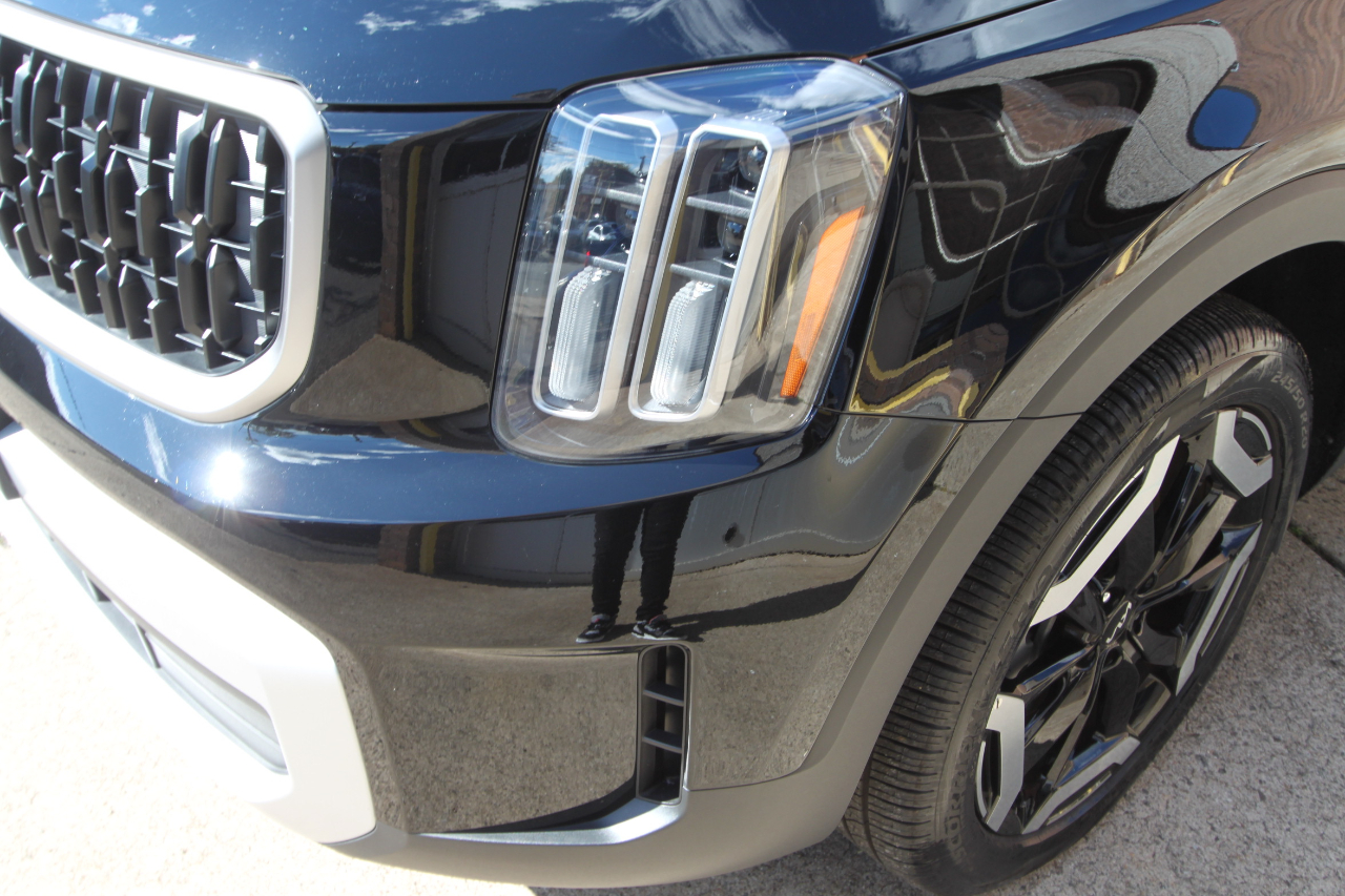 Kia Telluride EX AWD 2025