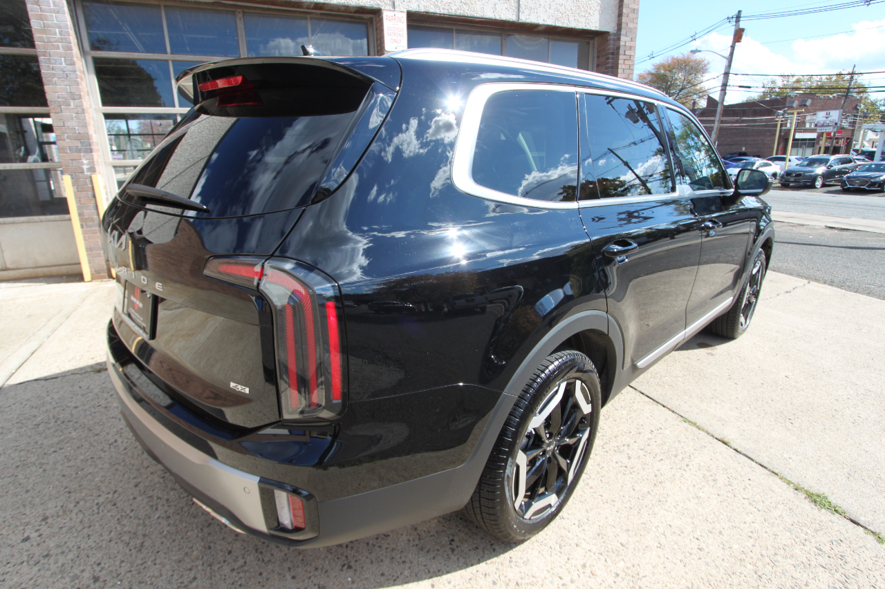 Kia Telluride EX AWD 2025