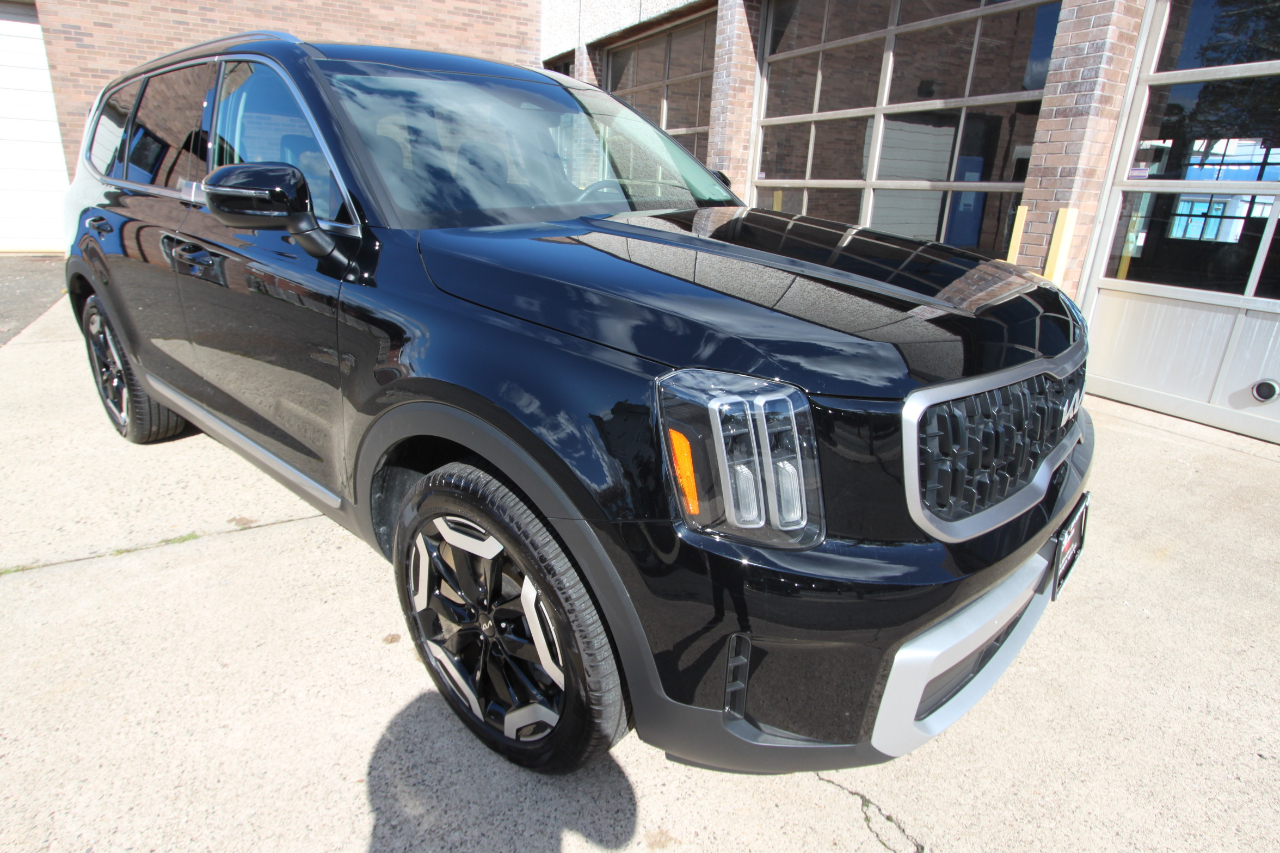 Kia Telluride EX AWD 2025