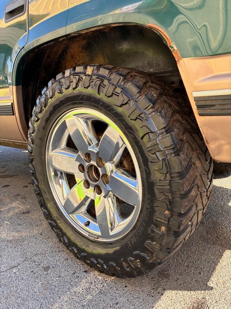 Chevrolet Tahoe  1998