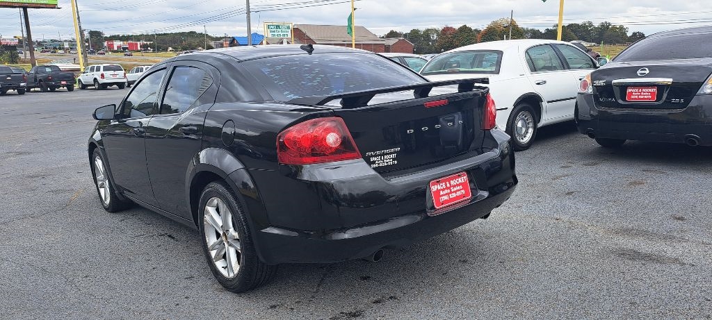 Dodge Avenger  2013