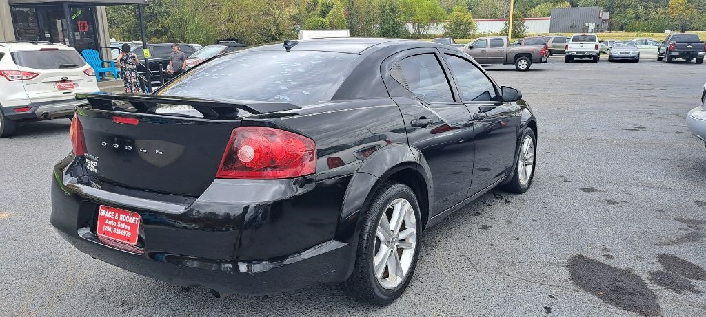 Dodge Avenger  2013