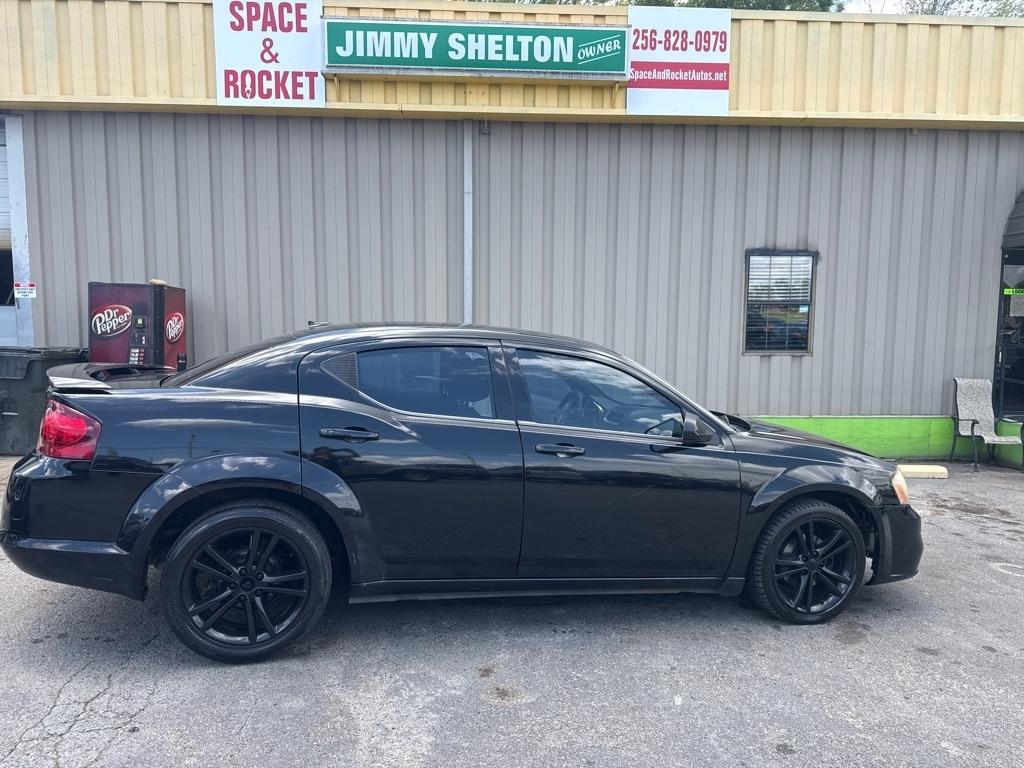 Dodge Avenger  2013
