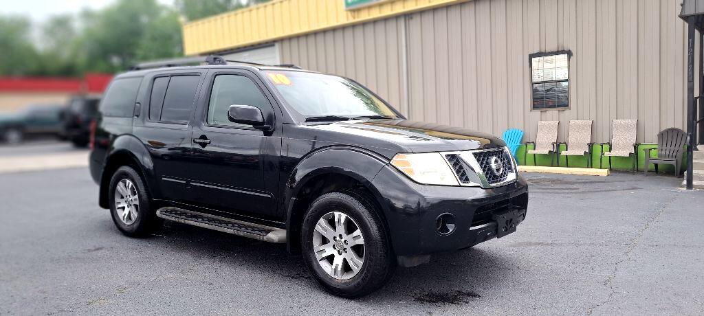 Nissan Pathfinder S 2010