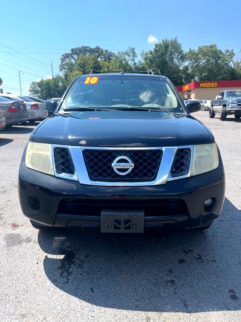 Nissan Pathfinder S 2010