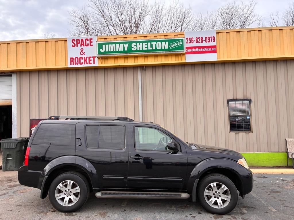 Nissan Pathfinder S 2010