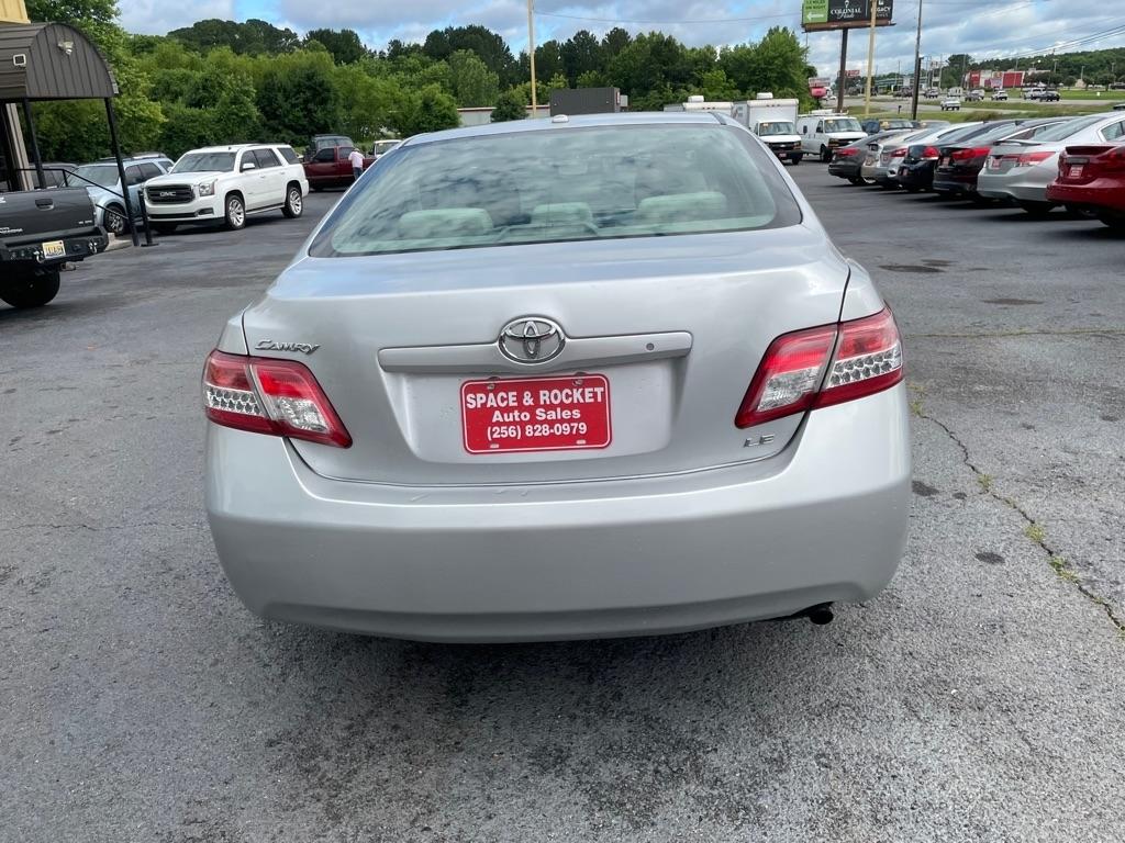 Toyota Camry  2010