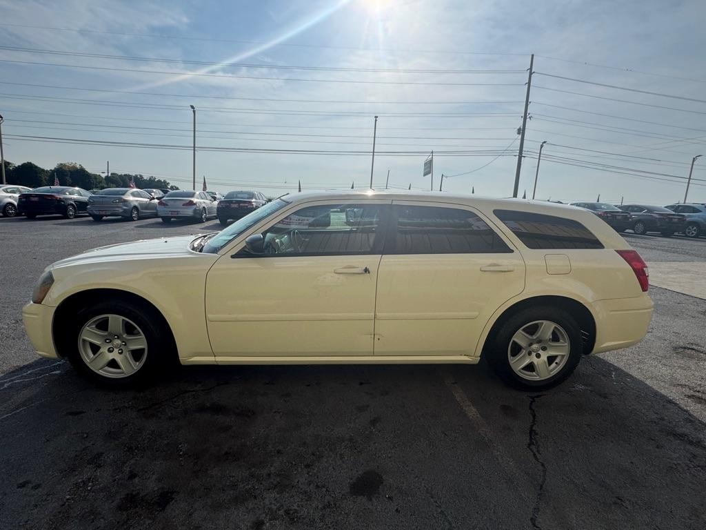Dodge Magnum  2005