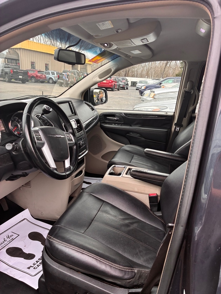 Chrysler Town & Country  2014