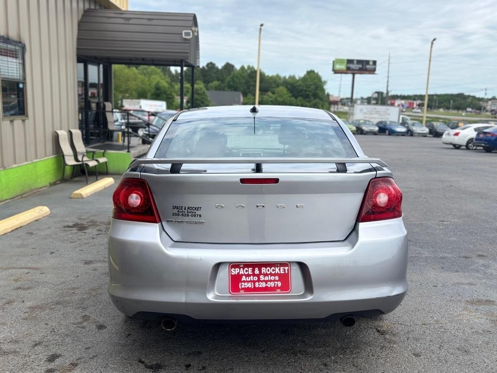 Dodge Avenger  2013
