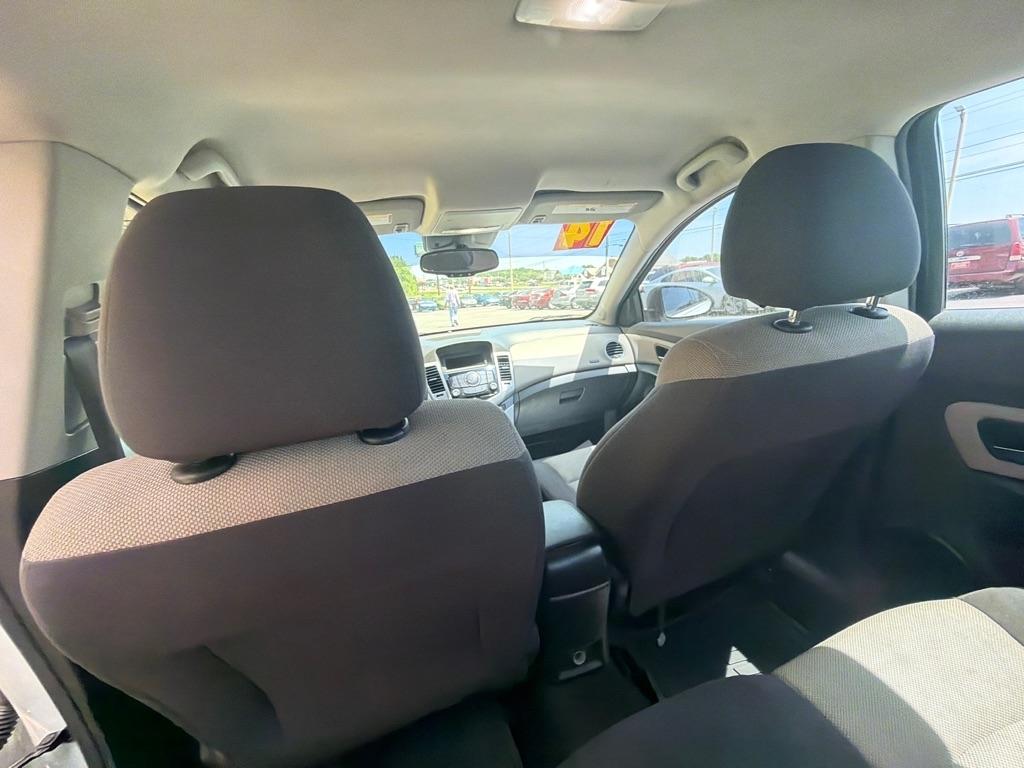 Chevrolet Cruze LS 2014