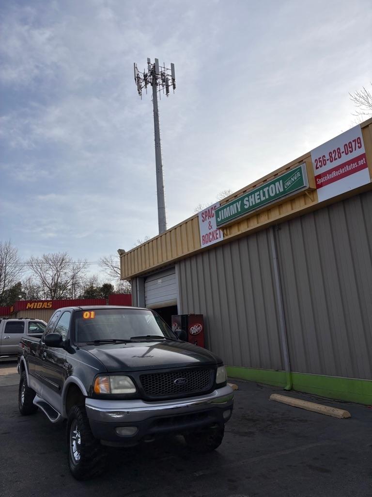 Ford F-150 Base 2001