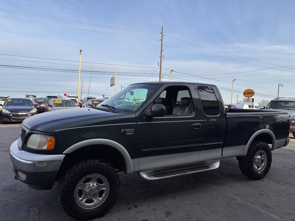 Ford F-150 Base 2001