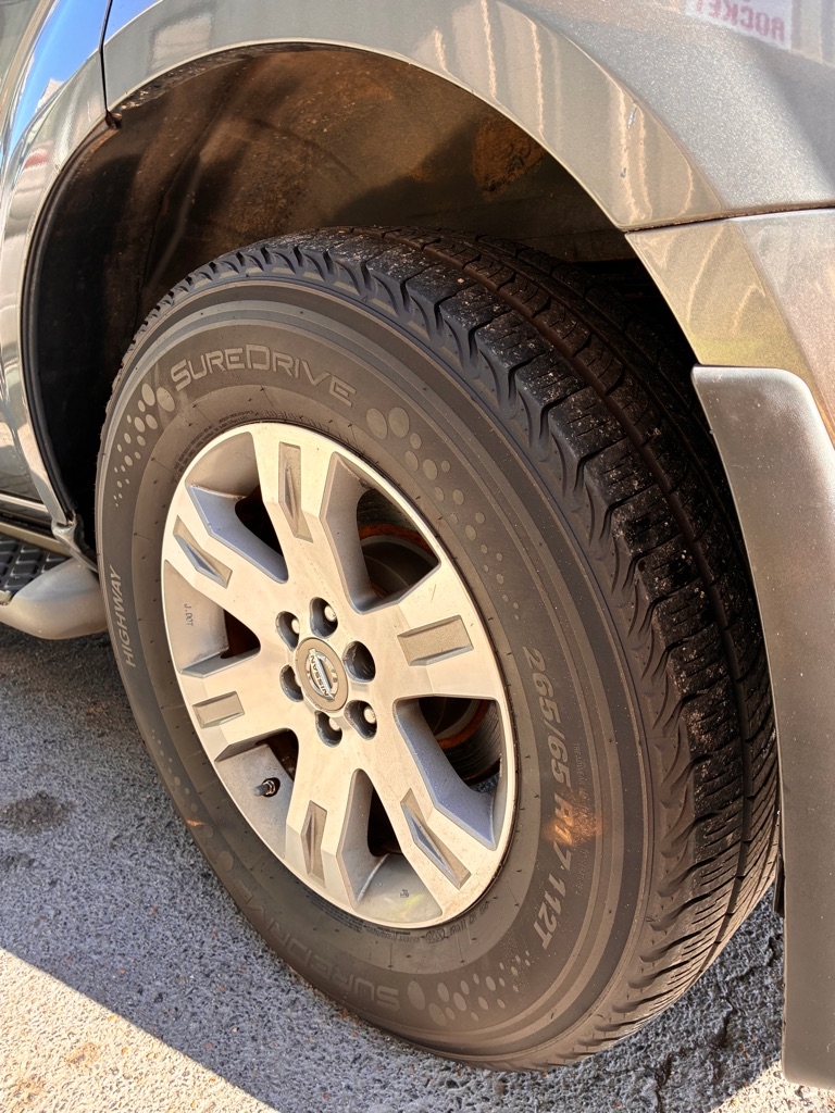 Nissan Pathfinder  2008