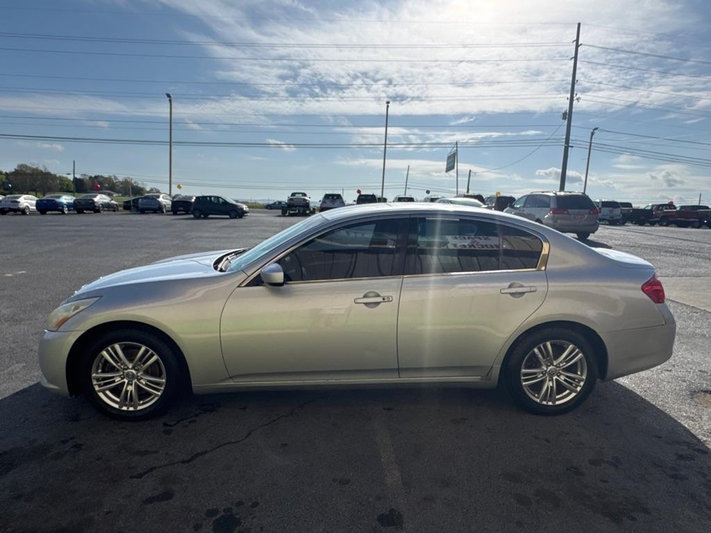 Infiniti G Sedan  2011