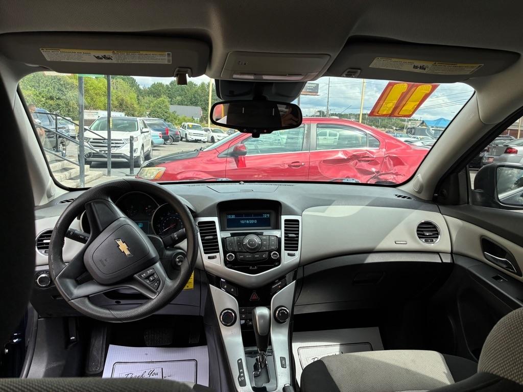 Chevrolet Cruze  2011