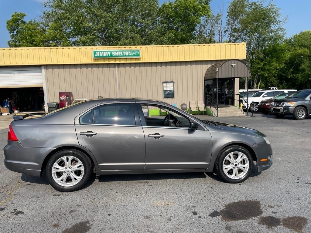 Ford Fusion  2012