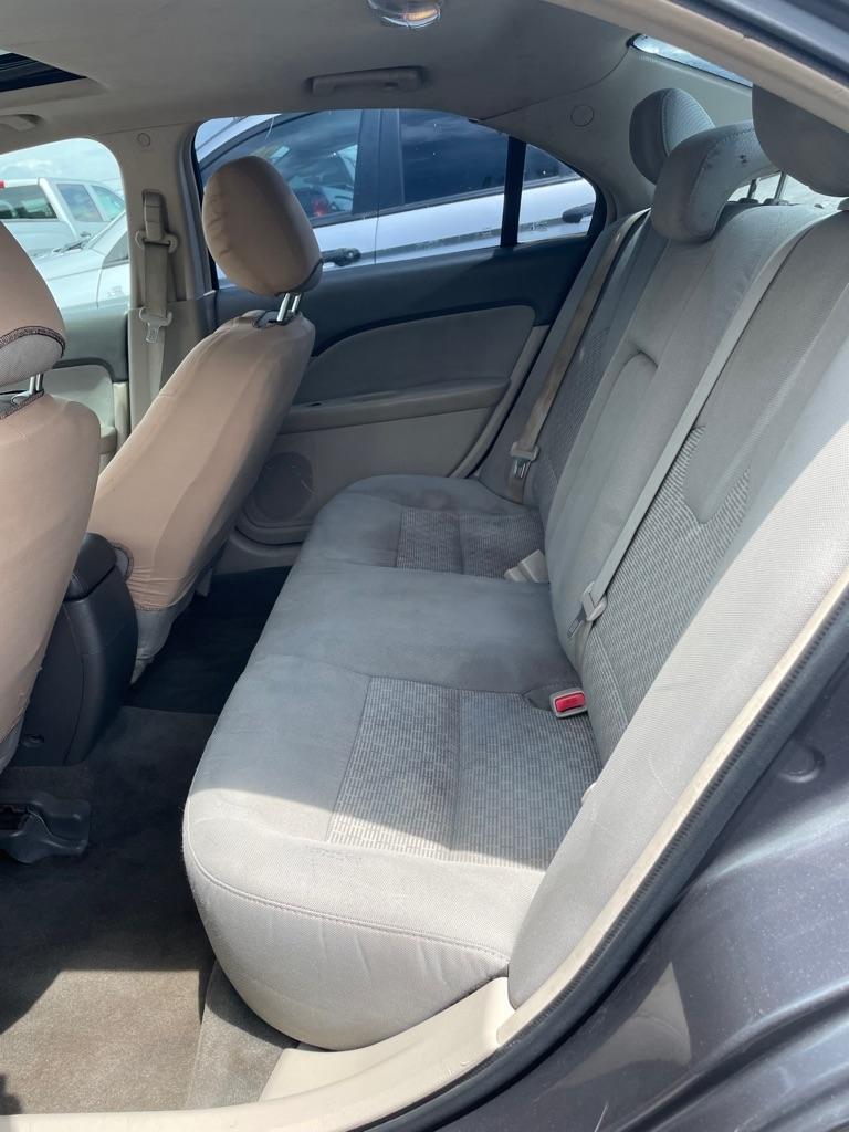 Ford Fusion  2012
