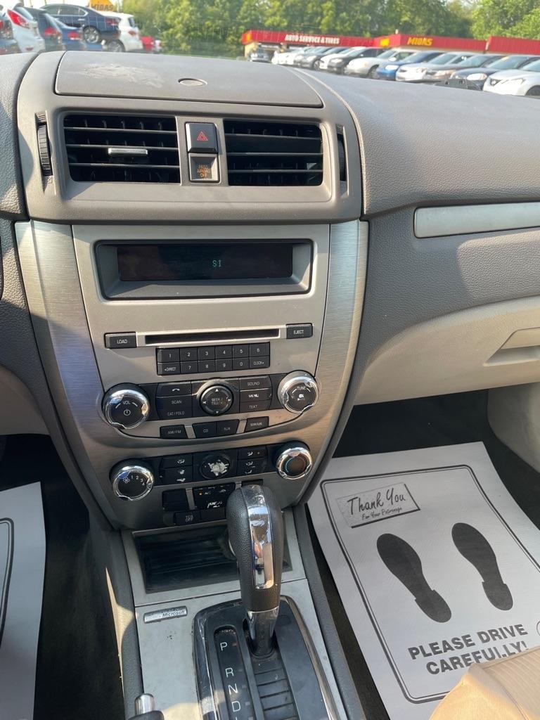 Ford Fusion  2012