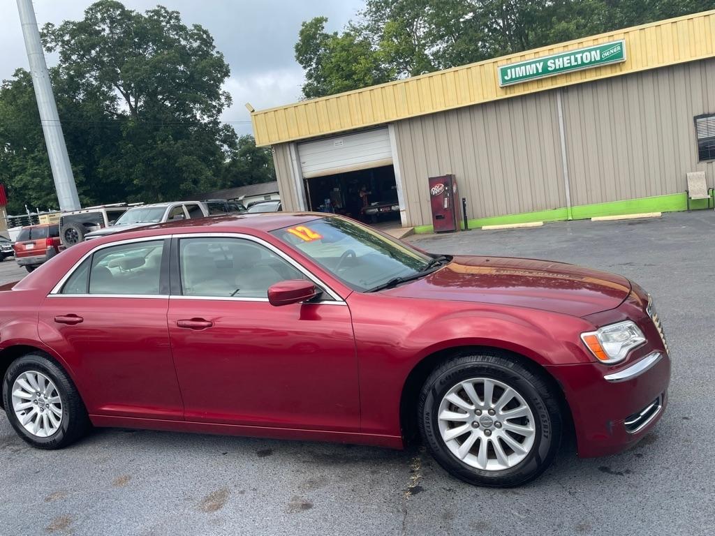 Chrysler 300  2012