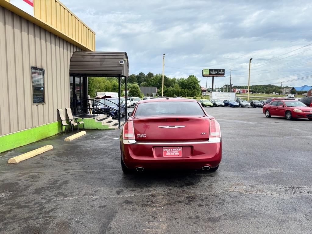 Chrysler 300  2012