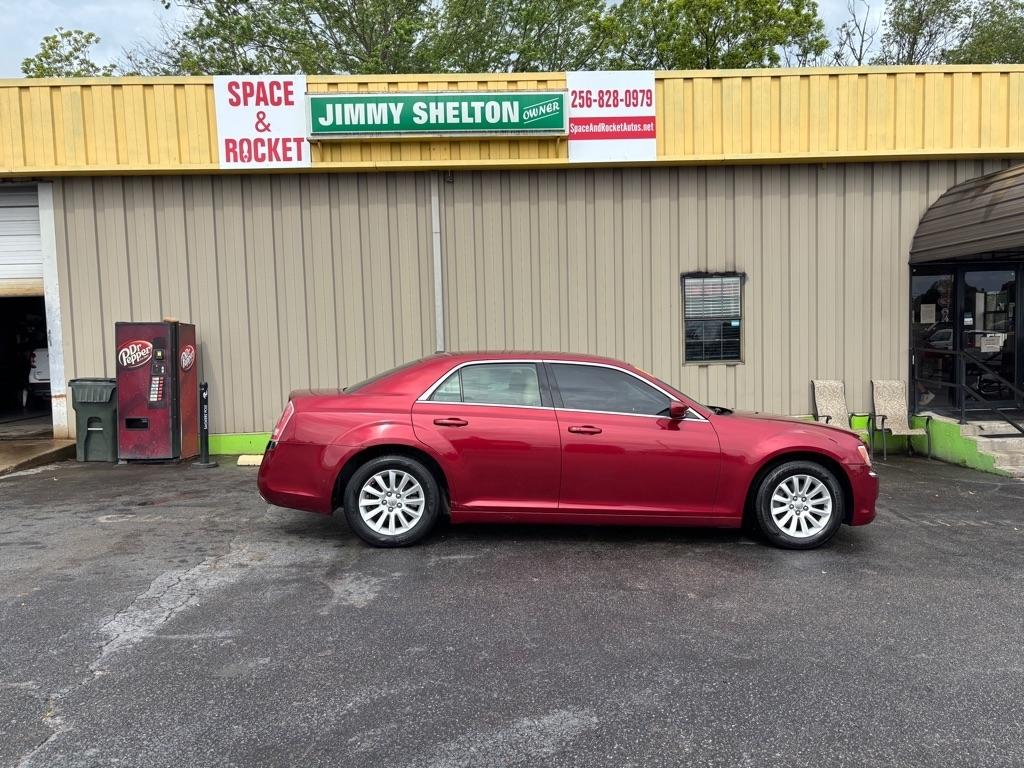 2012 Chrysler 300 -'s photo