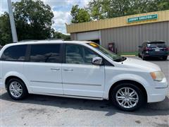 2008 Chrysler Town & Country 