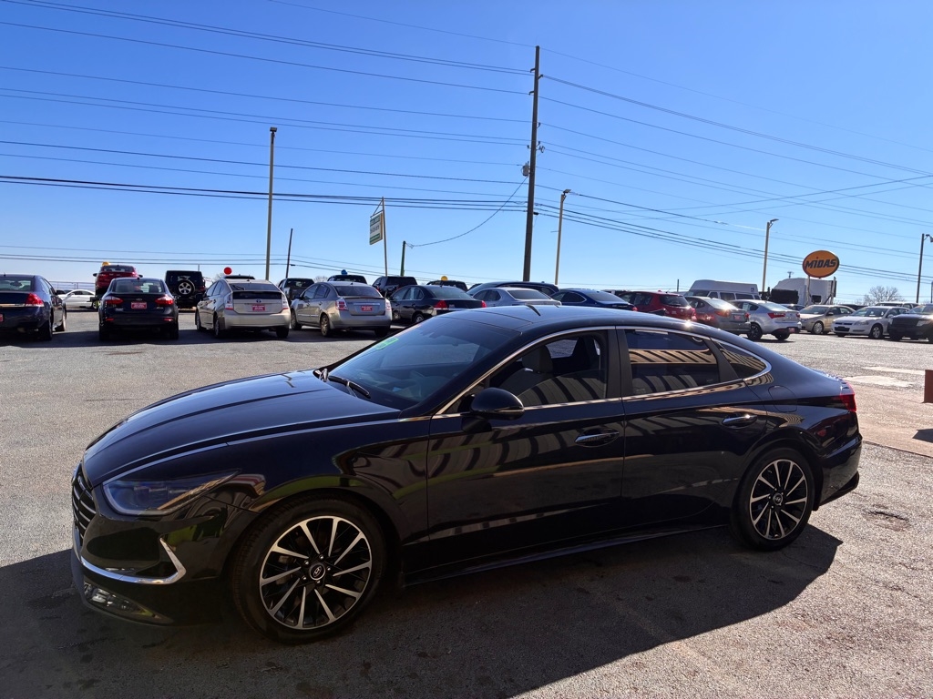 Hyundai Sonata  2021
