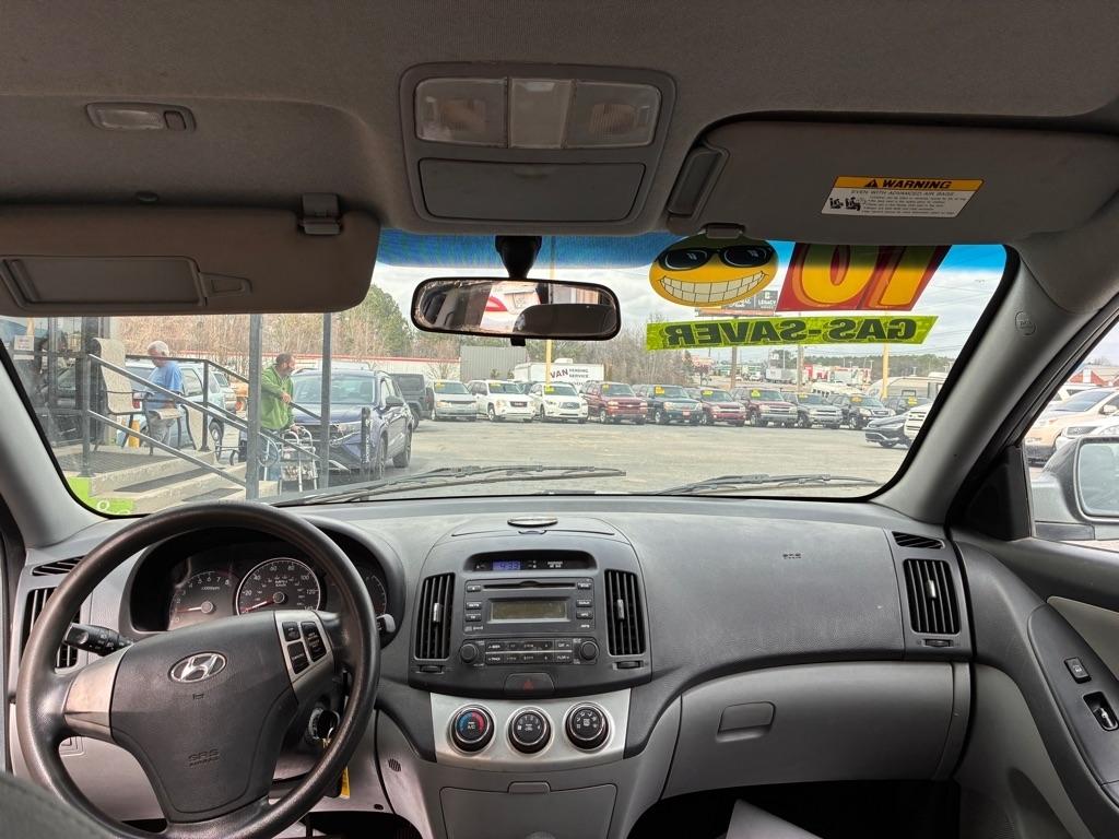 Hyundai Elantra  2010