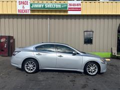 2010 Nissan Maxima 