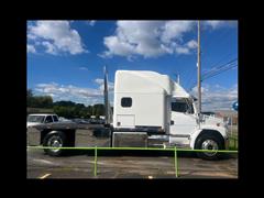 2001 Freightliner FL70 