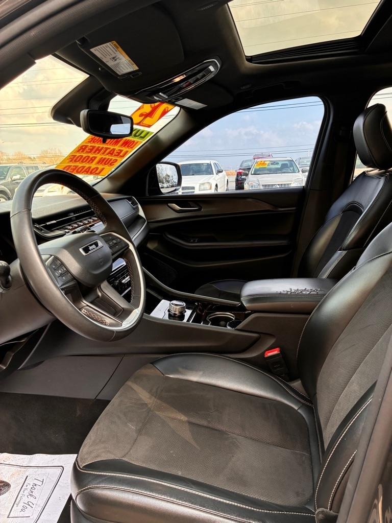 Jeep Grand Cherokee  2023