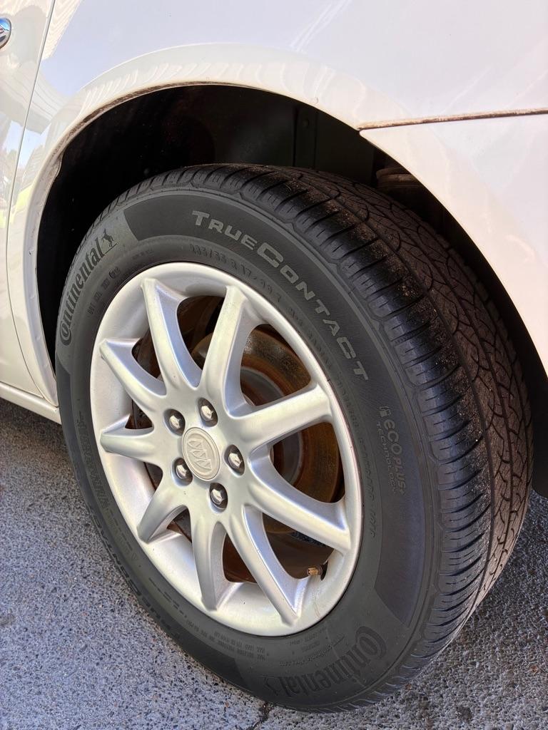 Buick Lucerne  2008