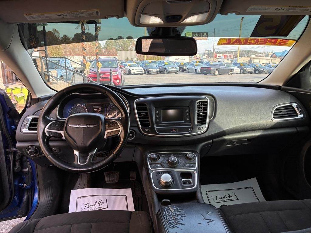 Chrysler 200  2015