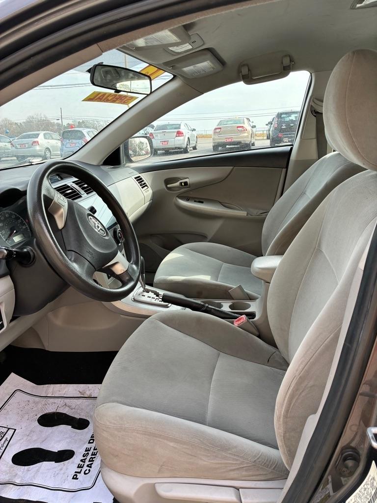 Toyota Corolla  2012