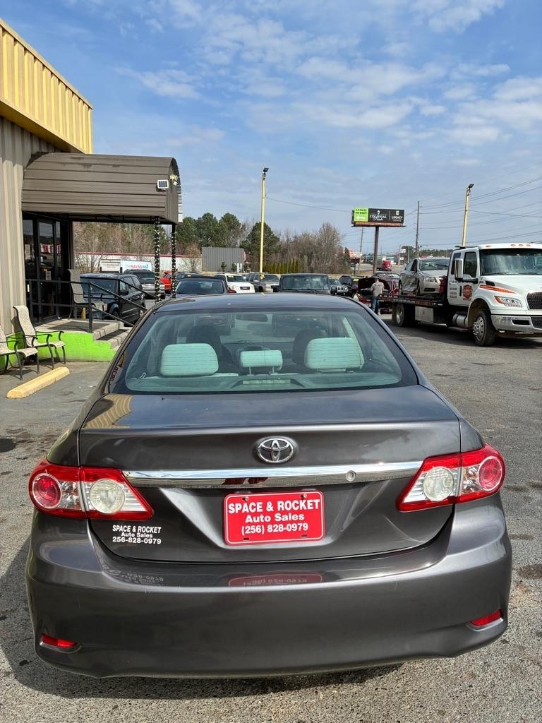 Toyota Corolla  2012