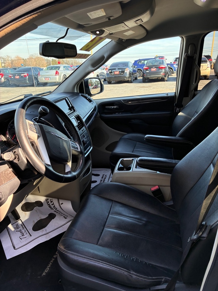 Chrysler Town & Country  2016