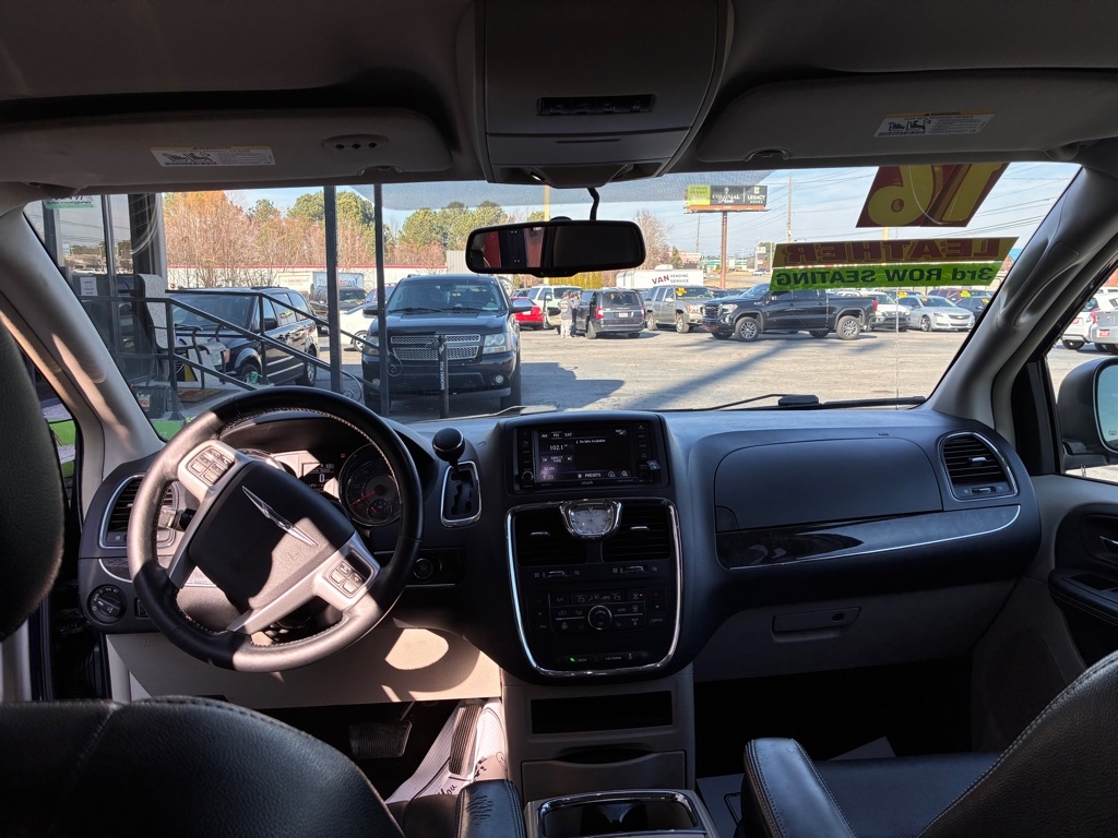 Chrysler Town & Country  2016