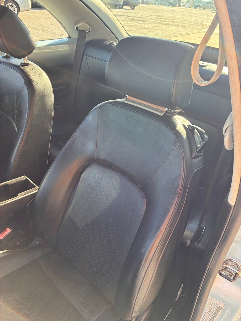 Volkswagen New Beetle  2009