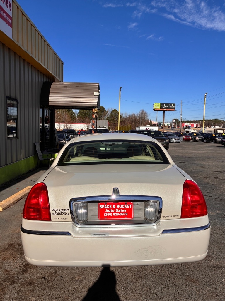 Lincoln Town Car Signature Limited 2006