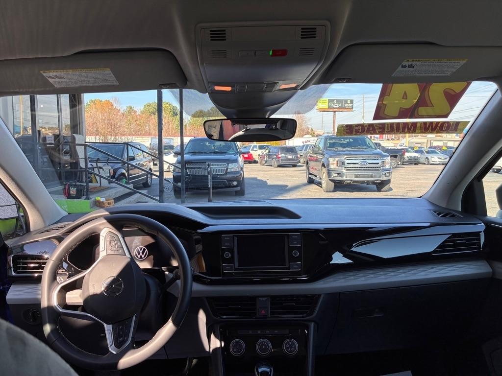 Volkswagen Taos  2024