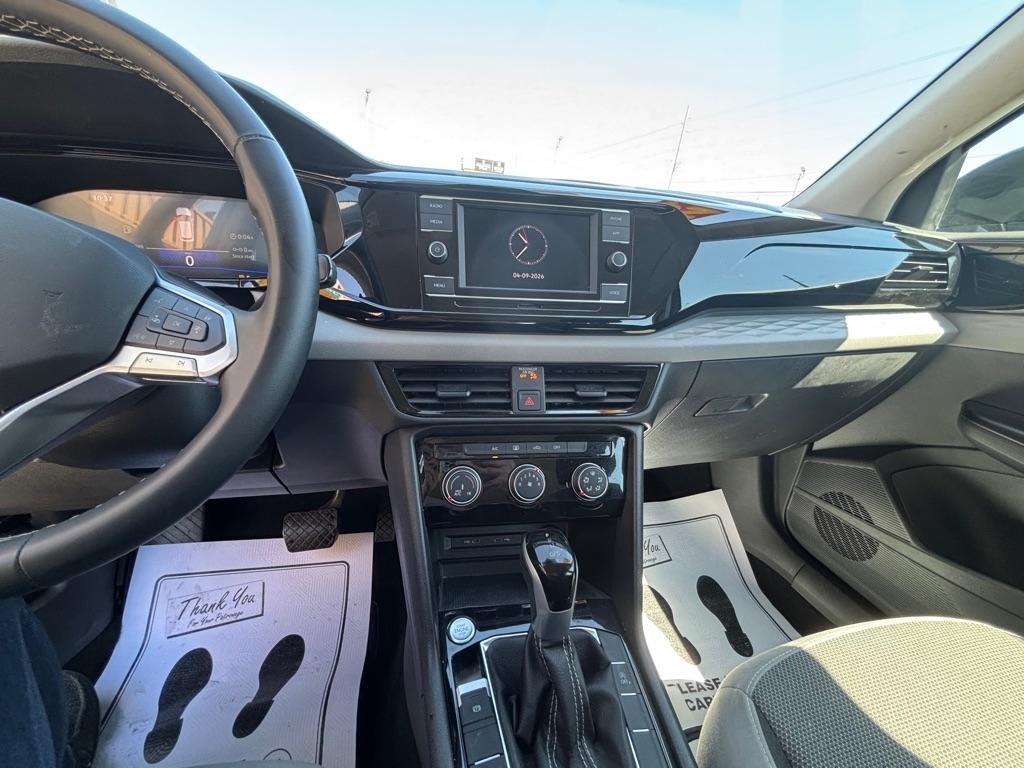 Volkswagen Taos  2024