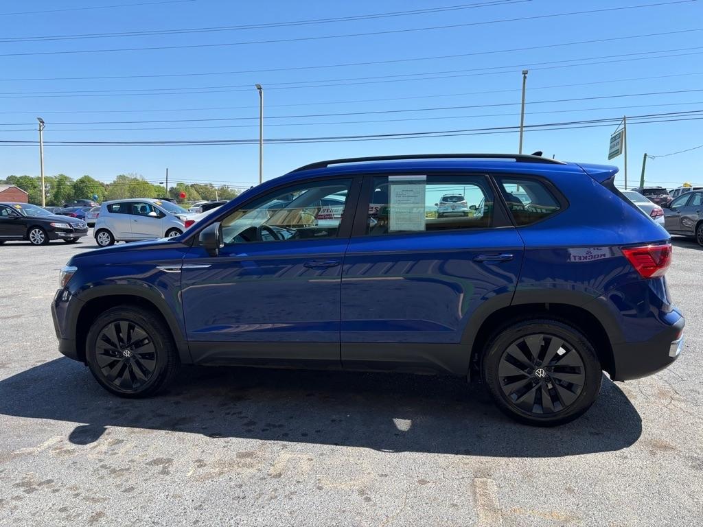 Volkswagen Taos  2024