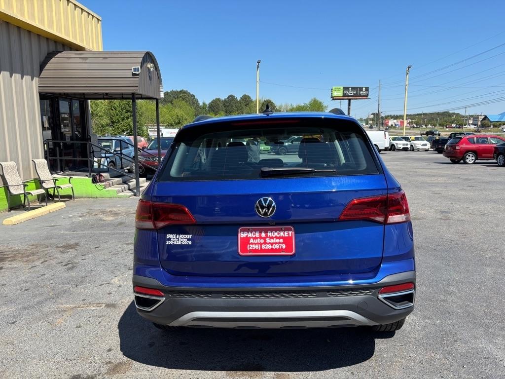 Volkswagen Taos  2024