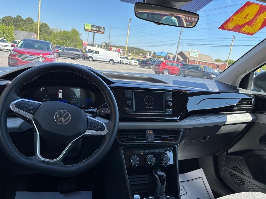 Volkswagen Taos  2024