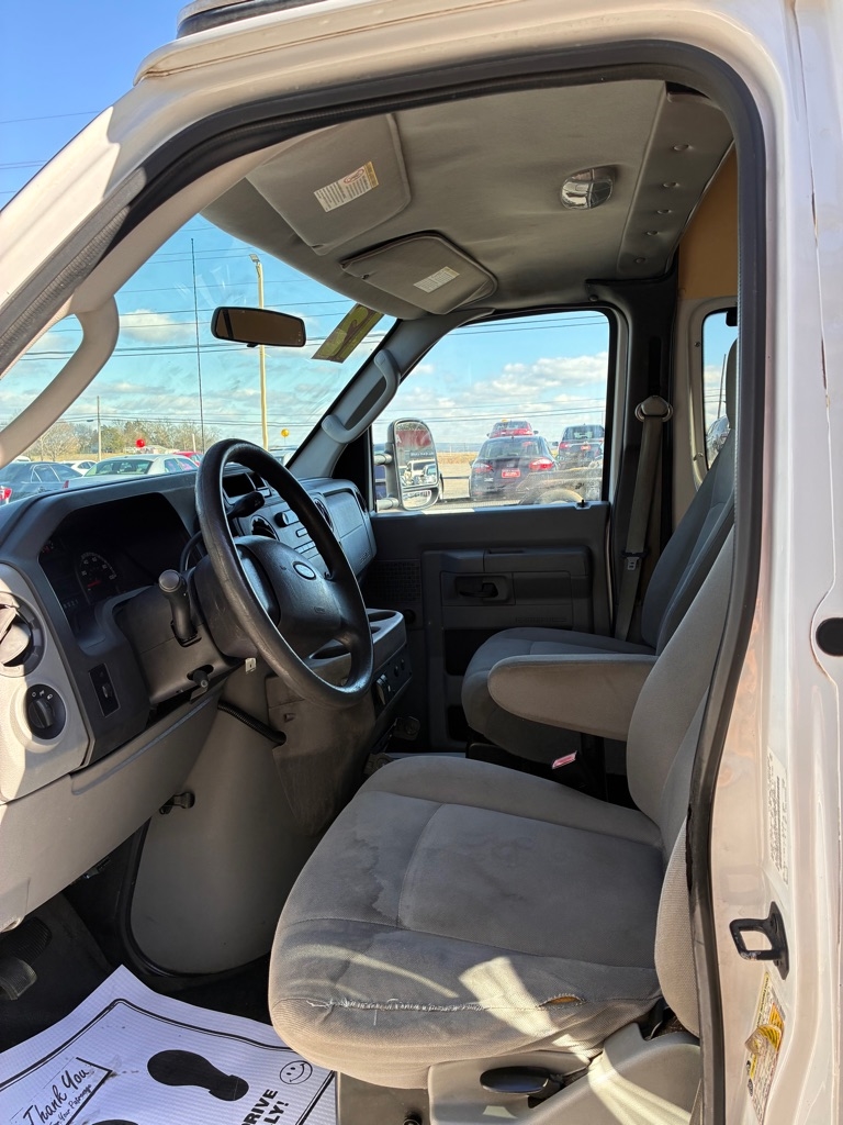 Ford Econoline  2012