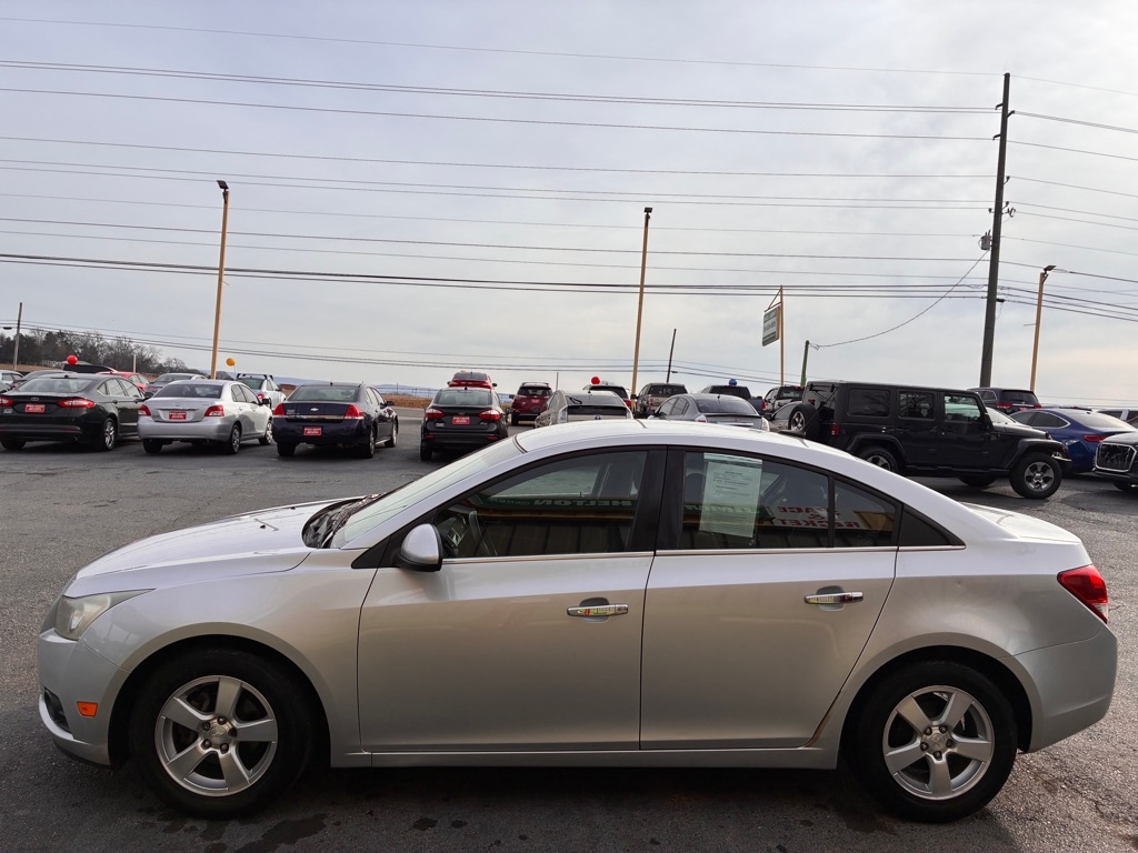 Chevrolet Cruze  2014